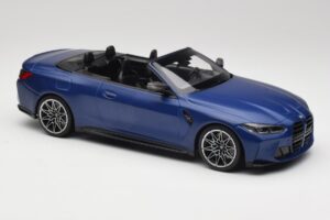 BMW M4 G82 Cabriolet Frozen Portimao Blue Minichamps 1:18 155021030 Diecast - image 4 of 6