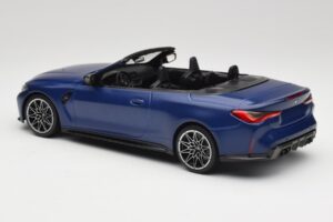 BMW M4 G82 Cabriolet Frozen Portimao Blue Minichamps 1:18 155021030 Diecast - image 5 of 6