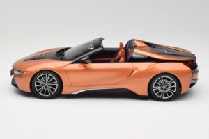 BMW i8 Roadster E-Copper Minichamps 1:18 80432454784 Diecast - image 3 of 6