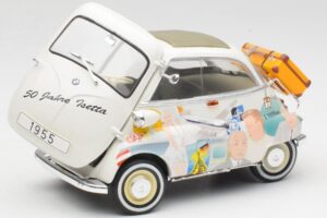 BMW Isetta 250 Revell 1:18 8828 Diecast - image 2 of 8