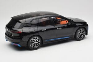 BMW iX Sapphire Black Minichamps 1:18 110023101 Diecast - image 3 of 8