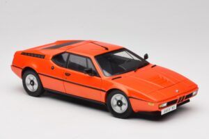 BMW M1 Orange Minichamps 1:18 80432411549 Diecast - image 6 of 8