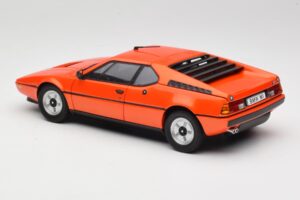 BMW M1 Orange Minichamps 1:18 80432411549 Diecast - image 7 of 8