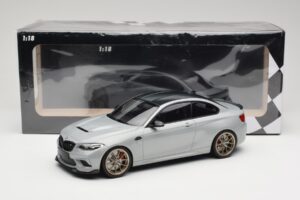 BMW M2 CS F87 Silver with Gold Wheels Minichamps 1:18 155021028 Diecast - image 6 of 6