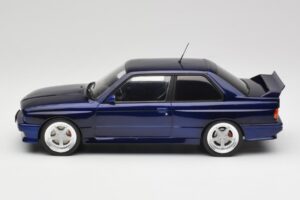 BMW M3 E30 Macau Blue IXO 1:18 18CMC122 Diecast - image 3 of 6