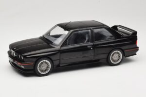 BMW M3 E30 Sport Evo Black Solido 1:18 S1801501 Diecast
