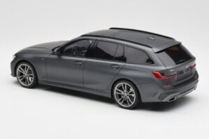 BMW M340i G20 xDrive M Sport Grey GT Spirit 1:18 GT471 Resin - image 5 of 6