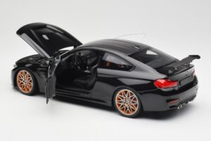 BMW M4 F82 GTS Sapphire Black Metallic Minichamps 1:18 110025220 Diecast - image 5 of 8