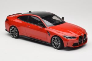 BMW M4 F82 Imola Red Metallic Minichamps 1:18 155020121 Diecast - image 4 of 6