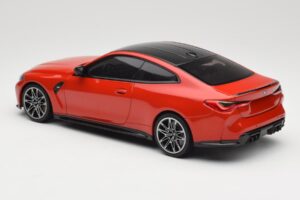 BMW M4 F82 Imola Red Metallic Minichamps 1:18 155020121 Diecast - image 5 of 6