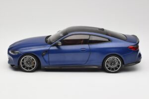 BMW M4 G82 Blue Metallic Minichamps 1:18 113020123 Diecast - image 4 of 8