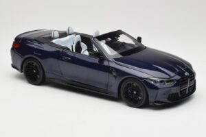 BMW M4 G82 Cabriolet Blue Metallic Minichamps 1:18 110021031 Diecast - image 6 of 8