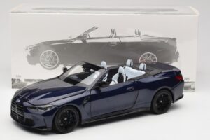 BMW M4 G82 Cabriolet Blue Metallic Minichamps 1:18 110021031 Diecast - image 8 of 8