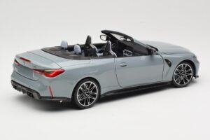 BMW M4 G83 Cabriolet Grey Metallic Minichamps 1:18 110021032 Diecast - image 3 of 8