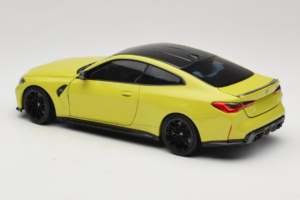 BMW M4 G82 Yellow Dealer Edition Minichamps 1:18 80435A51949-R1 Diecast - image 8 of 10