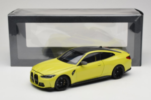 BMW M4 G82 Yellow Dealer Edition Minichamps 1:18 80435A51949-R1 Diecast - image 10 of 10