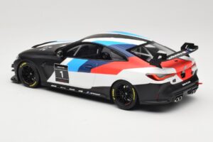 BMW M4 G82 GT4 #1 Presentation 2022 Otto 1:18 OT1228 Resin - image 5 of 6