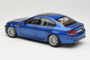 BMW M5 F10 Monte Carlo Blue Paragon 1:18 80432186352 Diecast - image 7 of 8