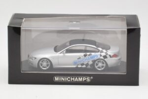 BMW M6 E63 IAA Frankfurt Silver Minichamps 1:43 M6001 Diecast - image 4 of 4