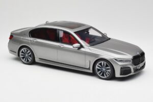 BMW M760i G12 V12 Final Edition Grey GT Spirit 1:18 GT478 Resin - image 4 of 6