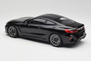 BMW M8 F92 Black Sapphire Minichamps 1:18 110029021 Diecast - image 7 of 8