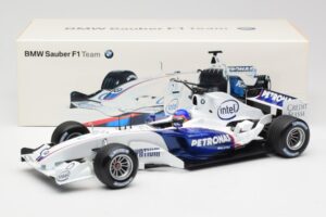 BMW Sauber F1.06 #17 J. Villeneuve Launch Version 2006 Minichamps 1:18 80430413184 Diecast - image 6 of 6