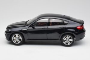 BMW X6 M F86 Black Kyosho 1:18 80432157613 Diecast - image 4 of 8