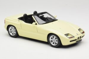 BMW Z1 Yellow Minichamps 1:18 180020104 Diecast - image 6 of 8