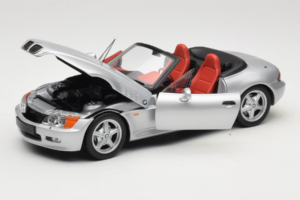 BMW Z3 Cabriolet Silver UT Models 1:18 20402 Diecast - image 2 of 8