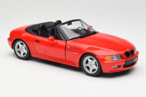 BMW Z3 E36/7 Cabriolet Red UT Models 1:18 180024330 Diecast - image 6 of 8