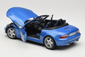 BMW Z3 M Roadster Blue Dealer Edition UT Models 1:18 80439422939 Diecast - image 5 of 8