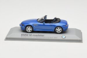 BMW Z3 Roadster 2.8 Blue Minichamps 1:43 BMW003 Diecast