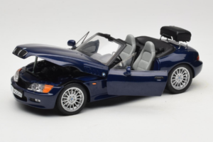 BMW Z3 Roadster Blue Dealer Edition UT Models 1:18 80439422186 Diecast - image 2 of 8