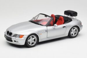 BMW Z3 Roadster With Luggage Rack Silver UT Models 1:18 20407 Diecast
