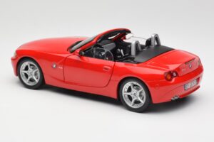 BMW Z4 E85 Roadster Red Bburago 1:18 34046 Diecast - image 7 of 8