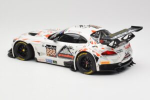 BMW Z4 E89 GT3 #888 Triple Eight Racing L. Mowle / J. Ratcliffe 24 Hours of Spa 2015 Minichamps 1:18 151152388 Diecast - image 5 of 6