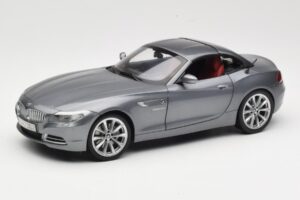 BMW Z4 E89 sDrive 35i Space Grey Metallic Kyosho 1:18 80432147085 Diecast