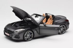 BMW Z4 G29 Grey Metallic Norev 1:18 183270 Diecast - image 2 of 8