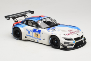BMW Z4 GT3 #19 Team Schubert J. Muller / D. Muller ADAC 24 Hours Nurburgring 2013 Minichamps 1:18 151132319 Diecast - image 4 of 6