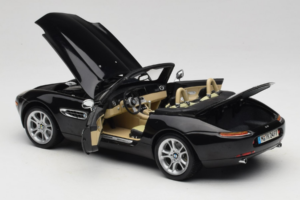 BMW Z8 Black Kyosho 1:18 80439411729 Diecast - image 5 of 9