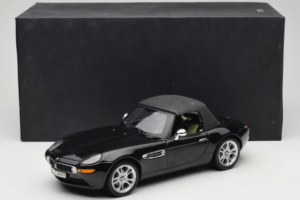 BMW Z8 Black Kyosho 1:18 80439411729 Diecast - image 8 of 9
