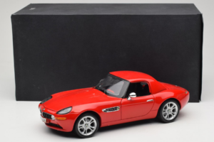 BMW Z8 Red Kyosho 1:18 80439411730 Diecast - image 9 of 9