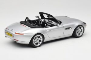 BMW Z8 E52 Cabriolet Silver Kyosho 1:18 80432411551 Diecast - image 3 of 8