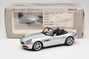 BMW Z8 E52 Cabriolet Silver Kyosho 1:18 80432411551 Diecast - image 8 of 8