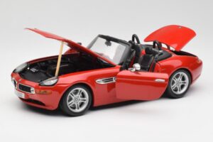 BMW Z8 E52 Red Metallic Bburago 1:18 18-12032 Diecast - image 2 of 8