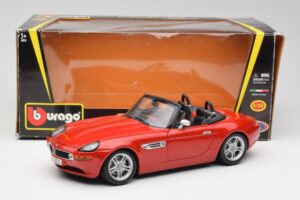 BMW Z8 E52 Red Metallic Bburago 1:18 18-12032 Diecast - image 8 of 8