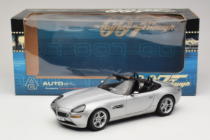 BMW Z8 Silver 007 The World Is Not Enough AUTOart 1:18 70511 Diecast - image 8 of 8