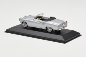 Borgward Isabella Cabriolet Silver Minichamps 1:43 400096030 Diecast - image 3 of 4