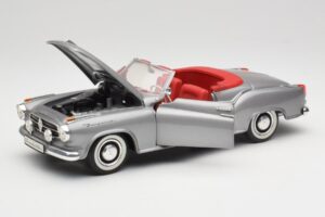 Borgward Isabella Cabriolet Silver Revell 1:18 8411 Diecast - image 2 of 8