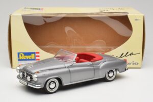 Borgward Isabella Cabriolet Silver Revell 1:18 8411 Diecast - image 8 of 8